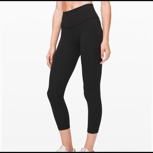 Lululemon Wunder Under Crop